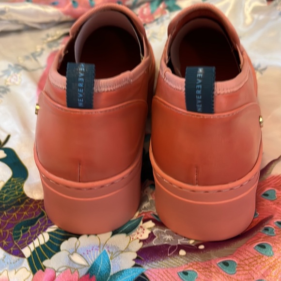NWOT Neverever Platform Sneakers Size 7 - Picture 2 of 8
